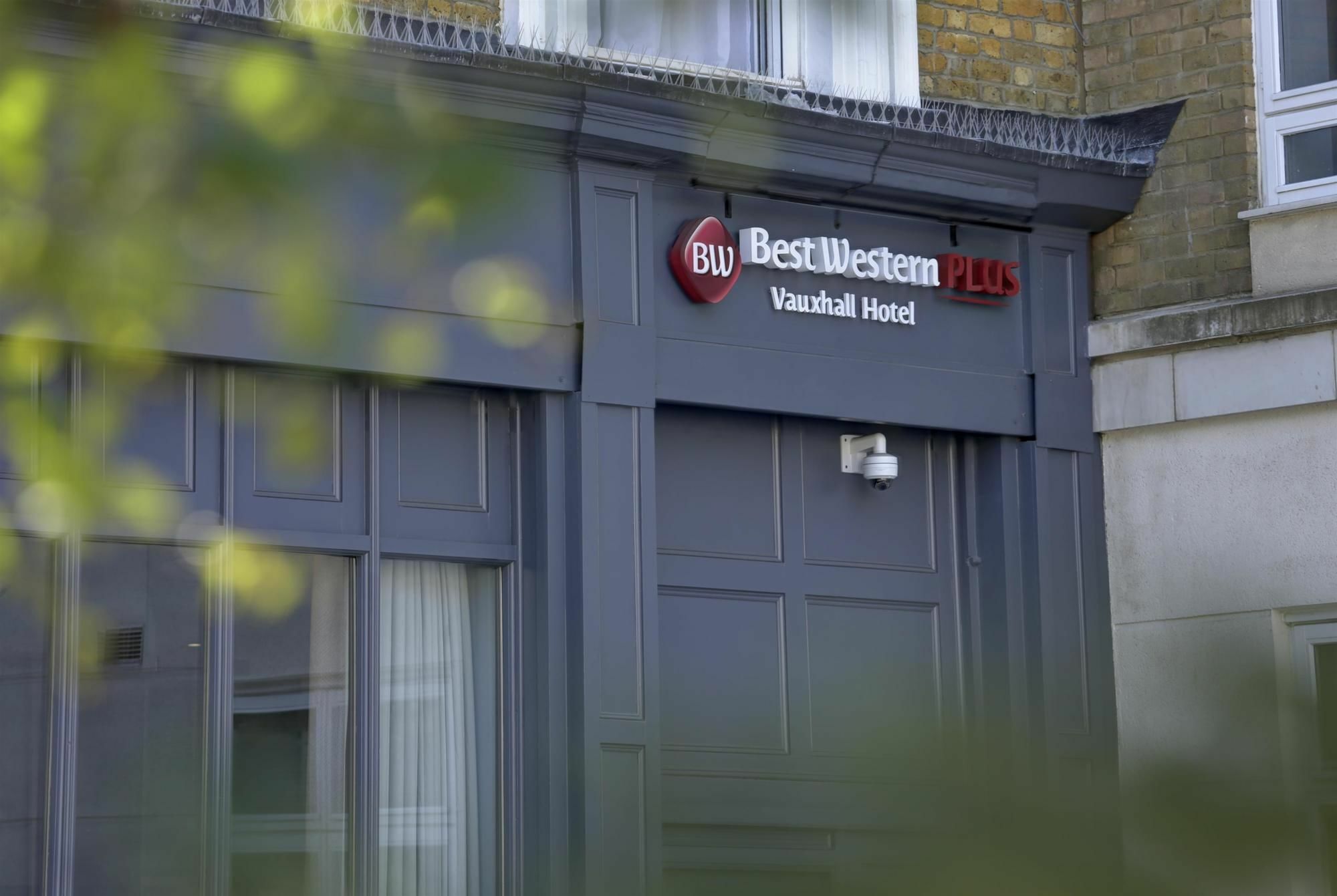 Best Western Plus Vauxhall Hotel Лондон Екстериор снимка